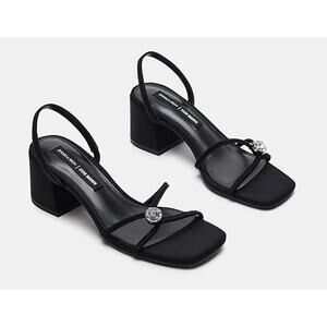 Steve Madden Jessica Rich Anya Black Heel Rhinestone Embellishment 11M